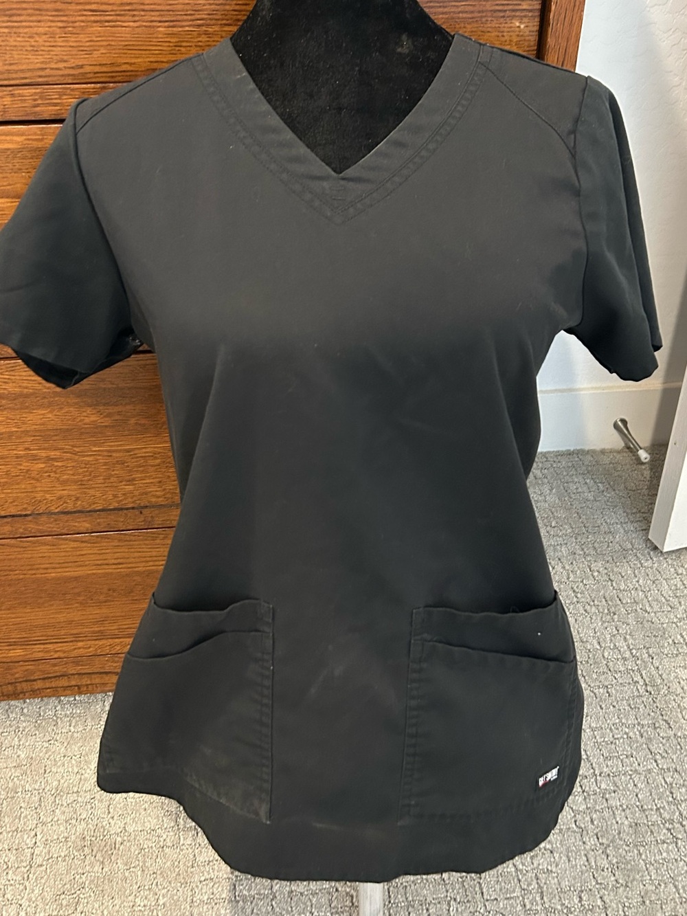 Grey's Anatomy Black V-Neck Short Sleeve Scrub Top